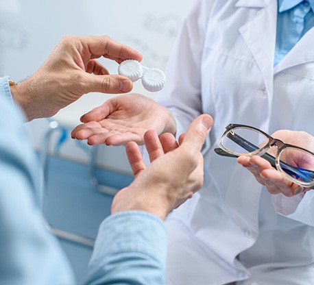 Eye-Care-Services-3-image